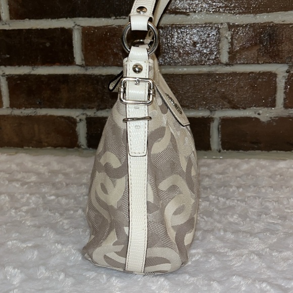 Coach EUC Madison Dotted Top Handle Mini Hobo - Picture 12 of 12